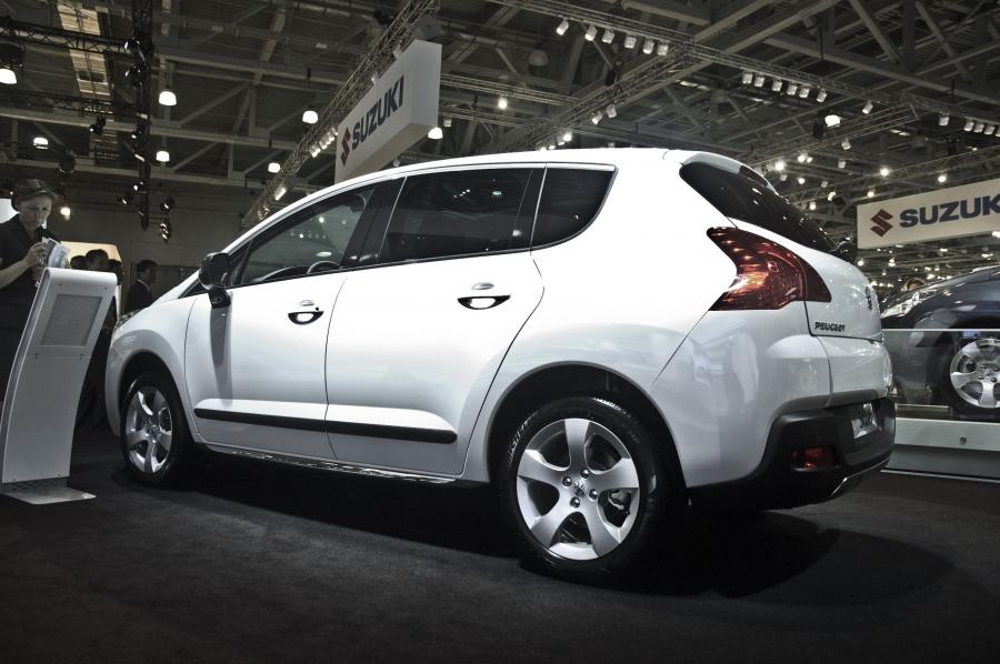  Peugeot 3008 2010 года  (фото 78 из 148)